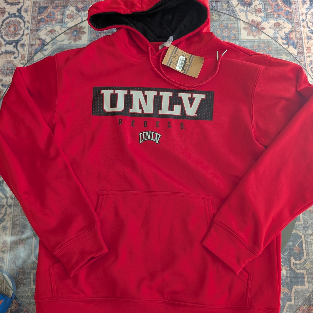 Rivalry Threads Red UNLV Rebels Hoodie - Picture 4 of 13